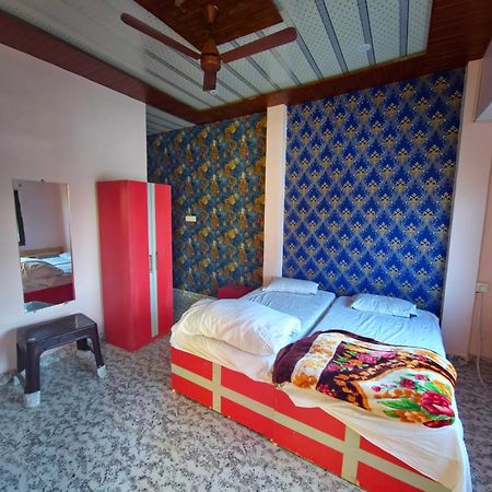 Hotel Kalika P Guest House Benares Buitenkant foto